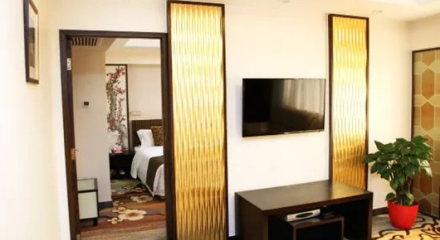 Люкс Business Media Center Hotel