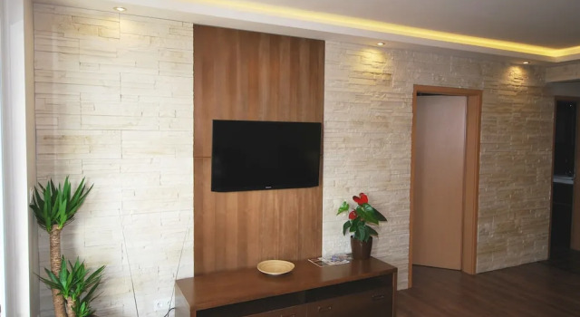 Arpad Bridge Apartments