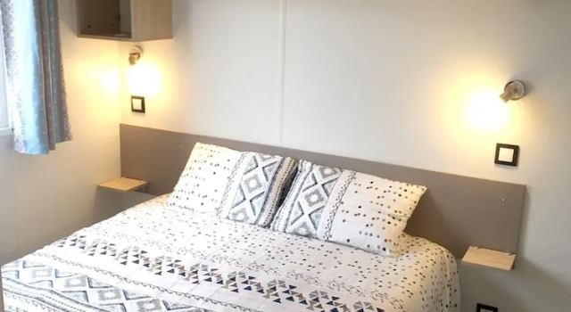 Property With 2 Bedrooms in Fréjus, With Pool Access, Furnished Terrac