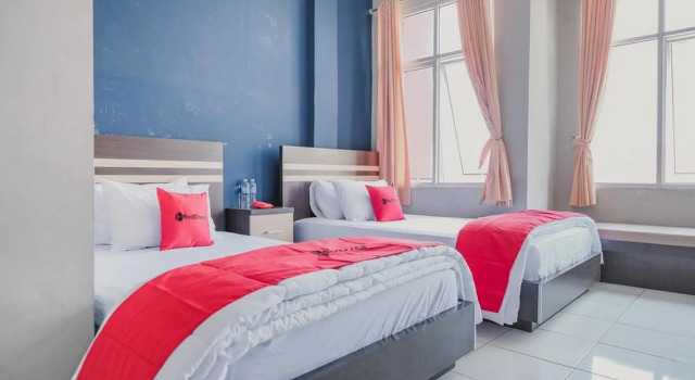 RedDoorz @ Jalan Hayam Wuruk Lampung 2, Prenota Affittacamere Bandar Lampung Sumatra