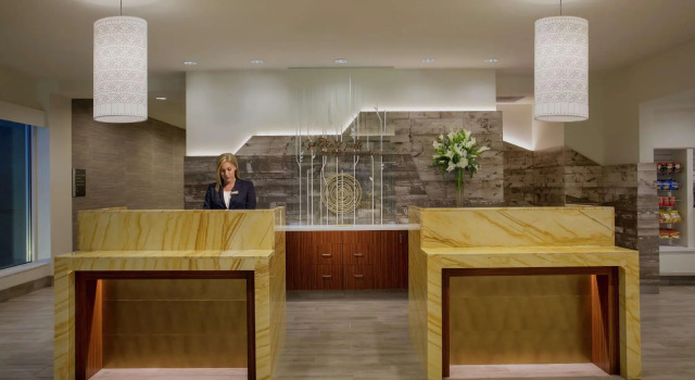 Кровать в общем номере Hilton Garden Inn Lubbock