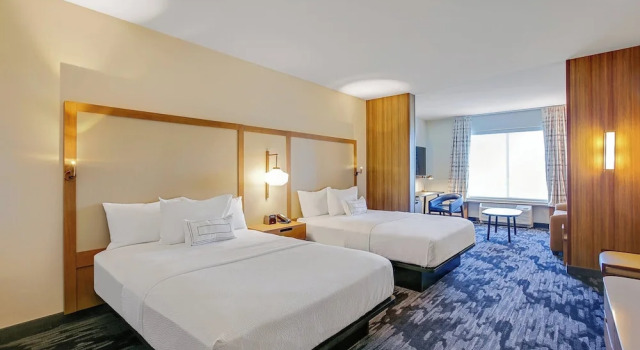 Люкс Fairfield Inn & Suites Bardstown