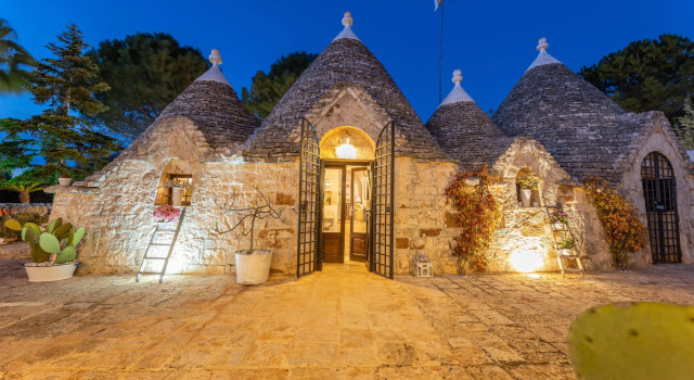 Trulli Delle Grotte - Castellana, Забронировать Отель Отели Кастеллана-Гротте с бассейном, Бассейн