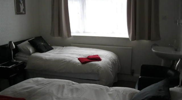 Valdene Hotel