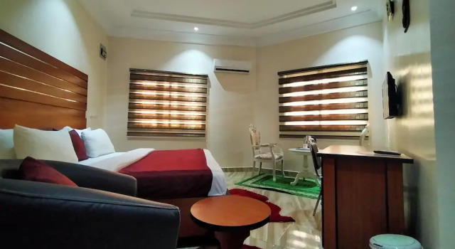 Номер Executive Alim Royal Hotel & Suites