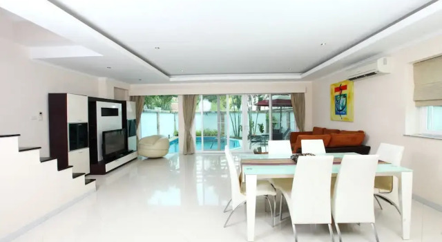 Семейная вилла с 3 комнатами с балконом Hidden Palm Pool Villas
