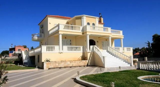 Luxurious Villa Anthi, Забронировать Вилла Виллы Кунупидиана, Вилла