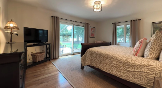 149 N. Sea Pines Drive at The Sea Pines Resort, Забронировать Курортный отель Хилтон-Хед-Айленд Lowcountry, рядом с Поля для гольфа Heron Point and Ocean Course