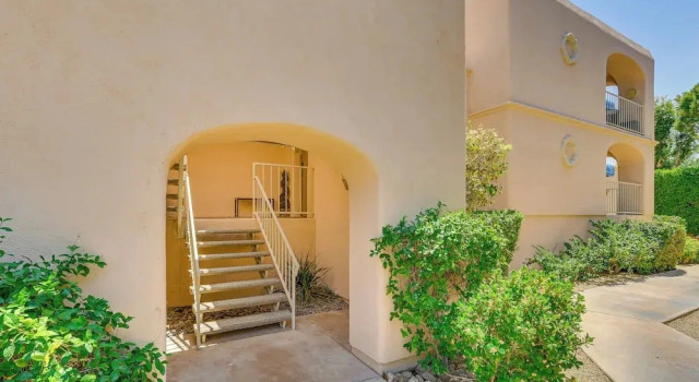Stroll to Dtwn, Pools & Tennis: Palm Springs Condo, Забронировать Апартаменты/квартира Апартаменты Палм-Спрингса, рядом с Las Palmas, Апартаменты/квартира