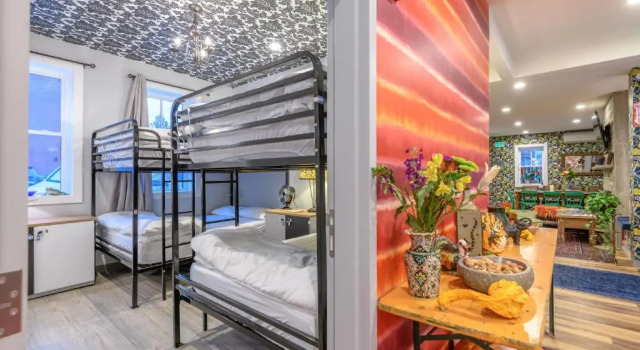 Номер Comfort Black Elephant Hostel