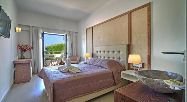 Номер Superior с балконом Eva Bay Hotel On The Beach