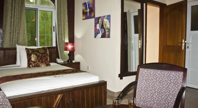 Двухместный номер Standard с балконом Grand Star Hotel