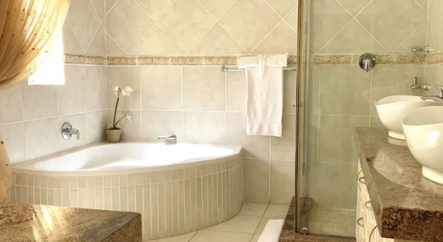 Двухместный номер Deluxe c 1 комнатой La Barune Guest House