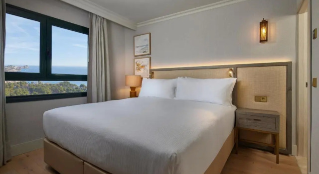 Семейный люкс Hilton Mallorca Galatzo