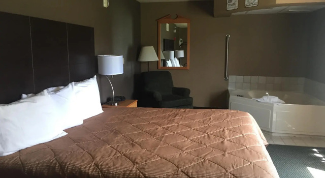 Люкс Boarders Inn & Suites by Cobblestone Hotels - Fayette