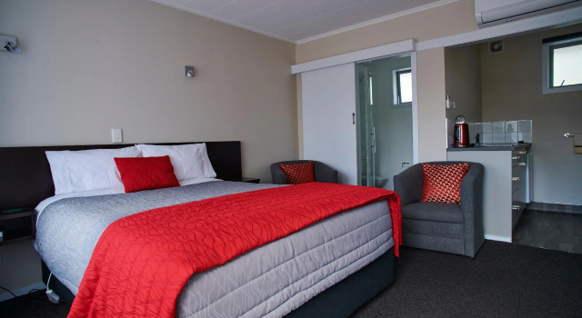 Студия Executive Aachen Place Motel
