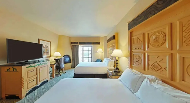 Четырёхместный номер Executive с балконом Hilton Santa Fe Buffalo Thunder