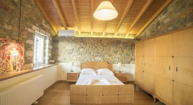 Stunning 2 bedroom house with amazing view