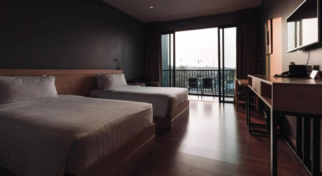 Riverawan Hotel (SHA Plus+)