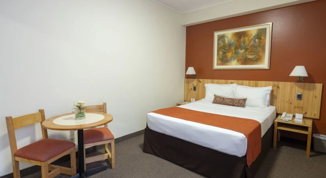 Двухместный номер Classic Qorianka Hotel