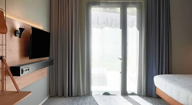 Номер Premium Moxy Antibes Sophia Antipolis