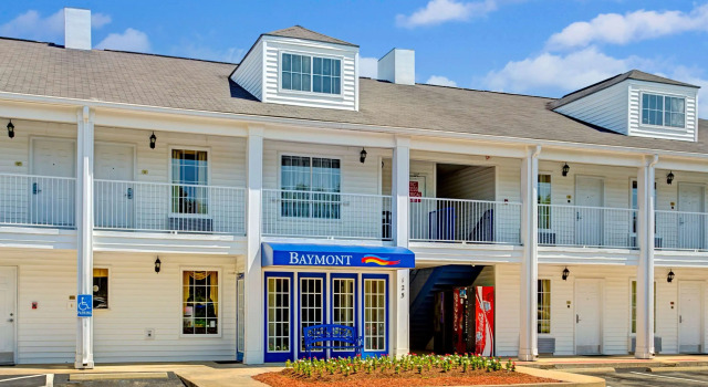 Baymont Inn and Suites - Smithfield, Varaa Hotelli Smithfield Pohjois-Carolina