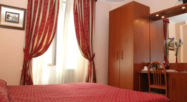 B&B Millyhouse, Забронировать Отель «постель и завтрак» Рим Лацио, рядом с Репубблика — Театро-делль-Опера