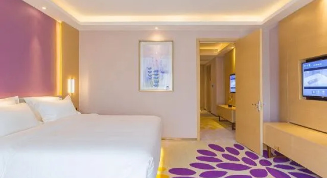 Люкс Business с красивым видом из окна Lavande Hotel Zhongshan Xiaolan Daxin Xinduhui