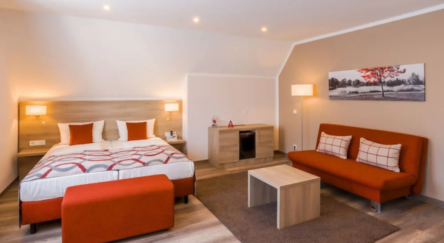 Полулюкс Coffee Fellows Hotel Puchheim