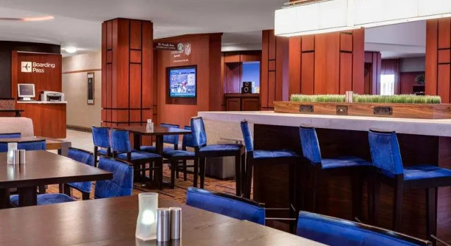 Люкс Courtyard by Marriott Columbia