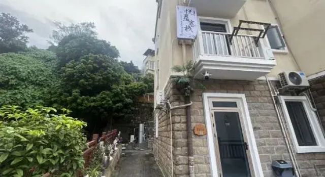 Zhuhai Wanshan Town Dongao Island Yueju Chinese Inn