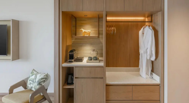 Номер Deluxe с балконом и с видом на океан Canopy by Hilton Okinawa Miyako Island Resort