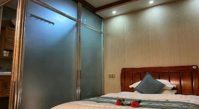 Люкс Deluxe Jomo Cultural Chinese Inn (Changtai Bus Station)
