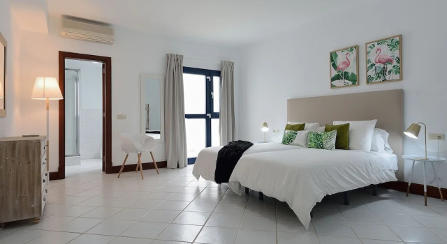 Comfortable, Attached Holiday Home With Private Pool and Near the sea