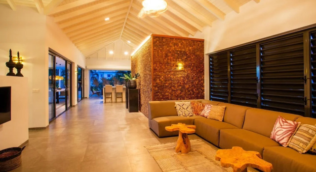 Luxurious Villa Coconut With Private Pool, Забронировать Вилла Отели Виллемстад с парковкой, рядом с Jan Theil, Парковка