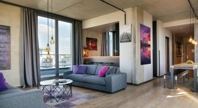 3 oda çatı katı daire Downtown Apartments Berlin