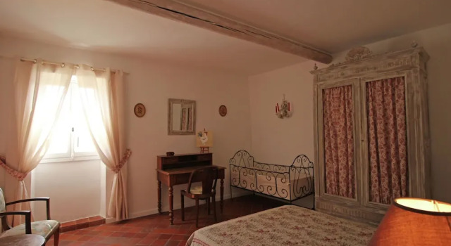 House From the 18th Century in Roussilllon, Buchen Sie Hotel Roussillon Luberon