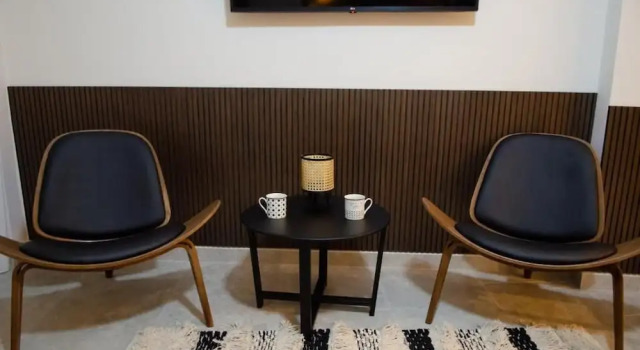 Leone Suites