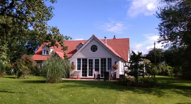 Двухместный номер Standard White Cottage B and B