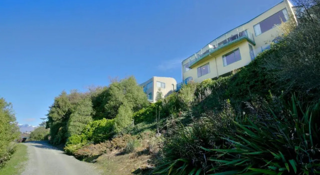Frankton House - Queenstown Holiday Home, Забронировать Отель Франктон 
