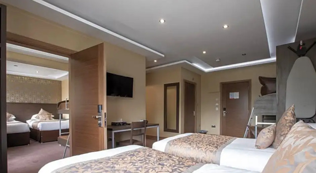 Студия Deluxe Grainger Hotel