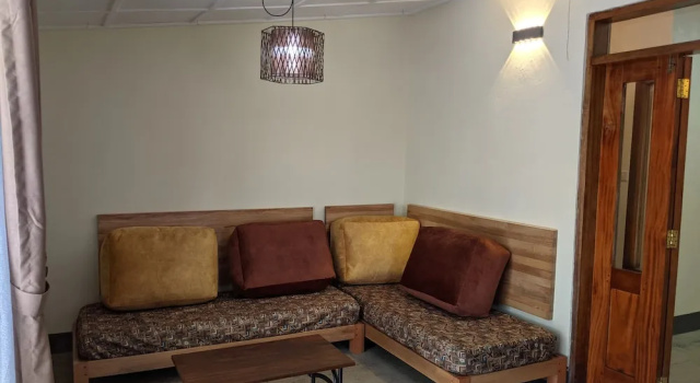 Люкс c 1 комнатой с балконом и с видом на сад Dutchess Hotel and Restaurant