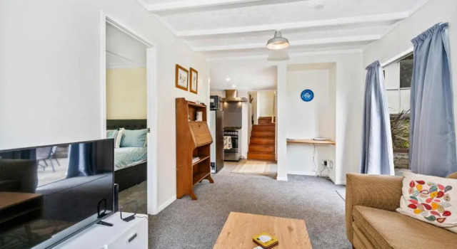 Snells Sanctuary - Snells Beach Holiday Home