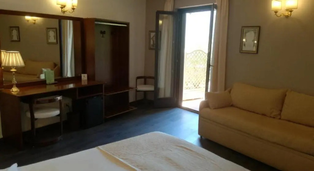 Четырёхместный номер Classic Hotel Cristina