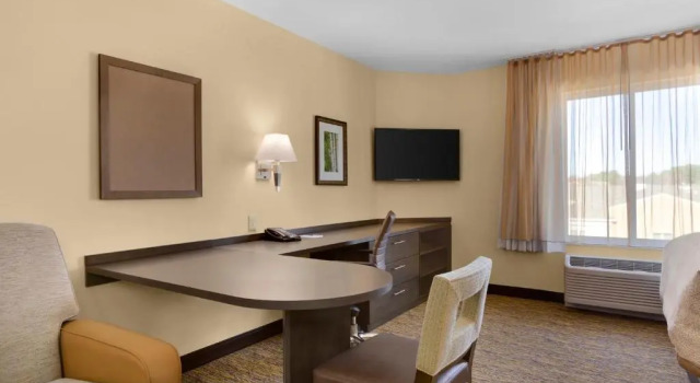 Четырёхместный люкс Candlewood Suites Vestal - Binghamton by IHG