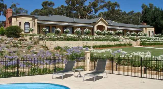 Люкс Brice Hill Country Lodge