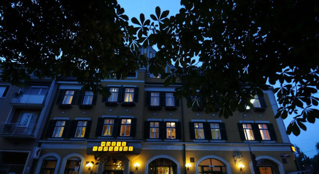 Hotel Bergwirt, Rezervați Hotel 13. Hietzing Viena, aproape de Palmenhaus Schönbrunn
