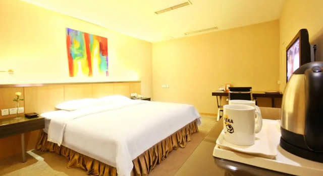 Tulip Inn Mareka City Chengdu, Rezerwuj Hotel Hotele w Qingyang z parkingiem, Parking
