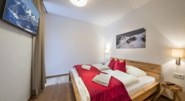 Апартаменты Modern Apartment With Balcony and Access to Sauna
