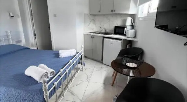 Jacks Apartment, Boek Appartement Hotels in Paphos met parkeren, in de buurt van Faros Beach, Parkeren